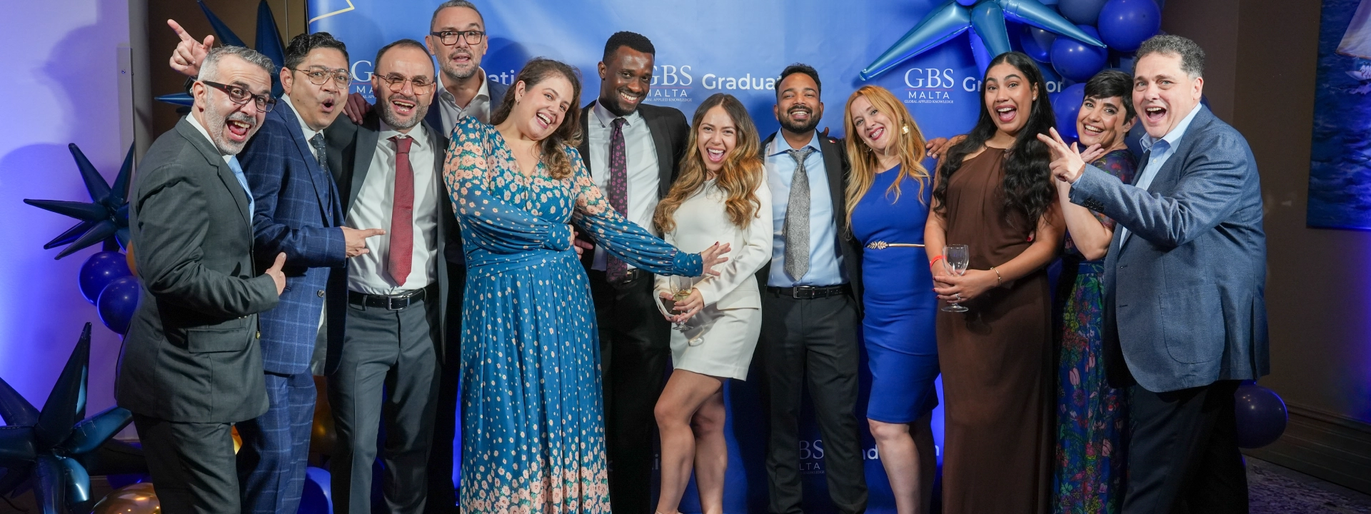 Graduación GBS Malta — muro VIP de egresados (gbs.edu.mt)